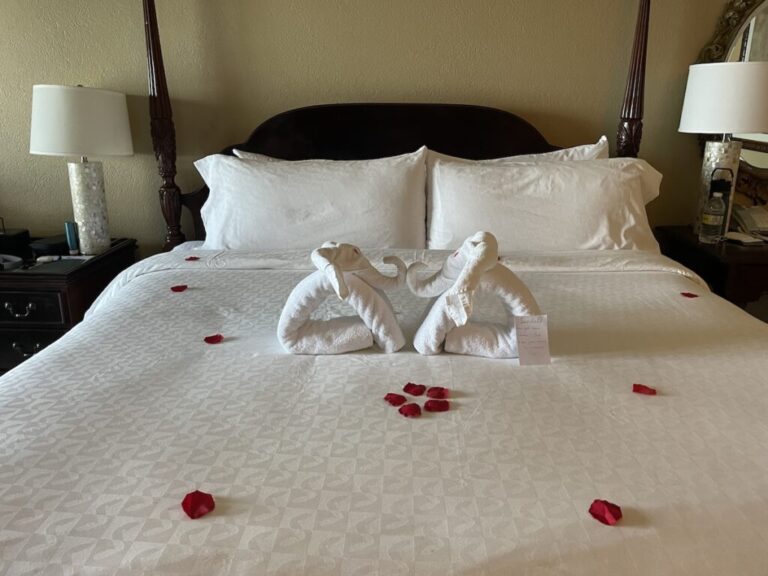 Sandals Anniversary Discount: What It Is and How to Get It